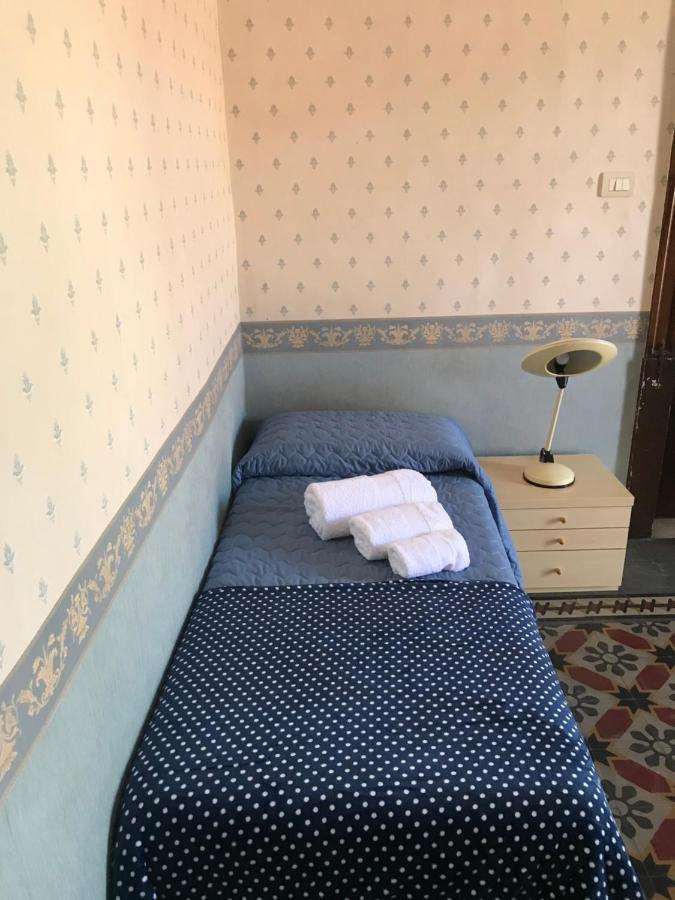 S3 Home Катанія Екстер'єр фото